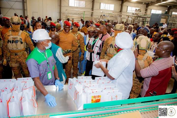 Société burkinabè de tomates : la première usine opérationnelle de l’entrepreneuriat communautaire inaugurée