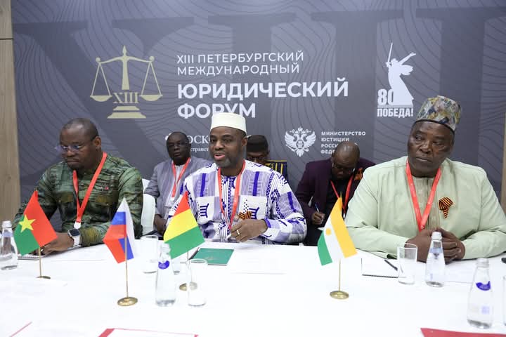 𝗦𝗮𝗶𝗻𝘁-𝗣é𝘁𝗲𝗿𝘀𝗯𝗼𝘂𝗿𝗴 2025 : 𝗟’𝗔𝗘𝗦 𝗿𝗲𝗻𝗳𝗼𝗿𝗰𝗲 𝗹𝗮 𝗰𝗼𝗼𝗽é𝗿𝗮𝘁𝗶𝗼𝗻 𝗷𝘂𝗱𝗶𝗰𝗶𝗮𝗶𝗿𝗲 𝗮𝘃𝗲𝗰 𝗹𝗮 𝗥𝘂𝘀𝘀𝗶𝗲