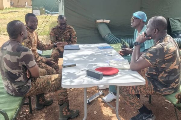 DÉPLOIEMENT DE L’HÔPITAL MOBILE DE CAMPAGNE DES ARMÉES