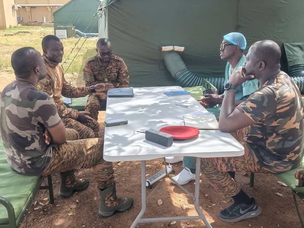 DÉPLOIEMENT DE L’HÔPITAL MOBILE DE CAMPAGNE DES ARMÉES