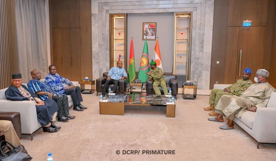 𝐂𝐨𝐨𝐩é𝐫𝐚𝐭𝐢𝐨𝐧 𝐜𝐮𝐥𝐭𝐮𝐫𝐞𝐥𝐥𝐞 𝐁𝐮𝐫𝐤𝐢𝐧𝐚-𝐍𝐢𝐠𝐞𝐫 : 𝐥𝐞 𝐏𝐫𝐞𝐦𝐢𝐞𝐫 𝐦𝐢𝐧𝐢𝐬𝐭𝐫𝐞 𝐚𝐮 𝐅𝐞𝐬𝐭𝐢𝐯𝐚𝐥 𝐝𝐞 𝐥’𝐀ï𝐫