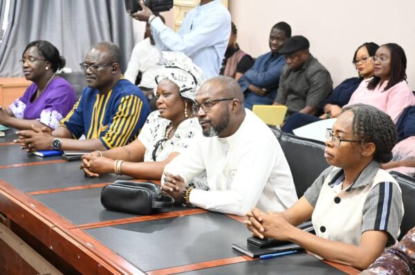 𝐅𝐨𝐧𝐝𝐬 𝐝’𝐀𝐩𝐩𝐮𝐢 𝐚𝐮 𝐒𝐩𝐨𝐫𝐭 𝐞𝐭 à 𝐥𝐚 𝐏𝐫𝐞𝐬𝐬𝐞 𝐏𝐫𝐢𝐯é𝐞 : 𝐥𝐞𝐬 𝐦𝐞𝐦𝐛𝐫𝐞𝐬 𝐝𝐮 𝐂𝐨𝐧𝐬𝐞𝐢𝐥 𝐝’𝐚𝐝𝐦𝐢𝐧𝐢𝐬𝐭𝐫𝐚𝐭𝐢𝐨𝐧 𝐨𝐟𝐟𝐢𝐜𝐢𝐞𝐥𝐥𝐞𝐦𝐞𝐧𝐭 𝐢𝐧𝐬𝐭𝐚𝐥𝐥é𝐬