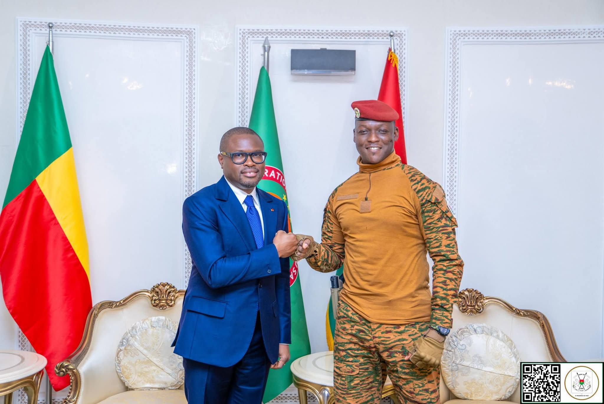 COMMUNIQUÉ CONJOINT DE PRESSE RELATIF À LA VISITE D&rsquo;AMITIÉ ET DE TRAVAIL DU PRÉSIDENT BÉNINOIS AU BURKINA FASO 