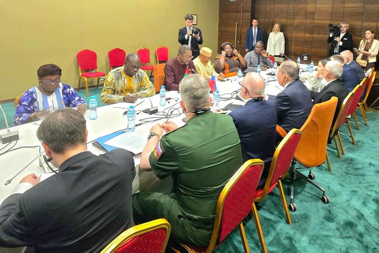 Burkina Faso-Fédération de Russie: les ministres TRAORE et LAVROV passent en revue les dossiers de coopération entre les deux pays 