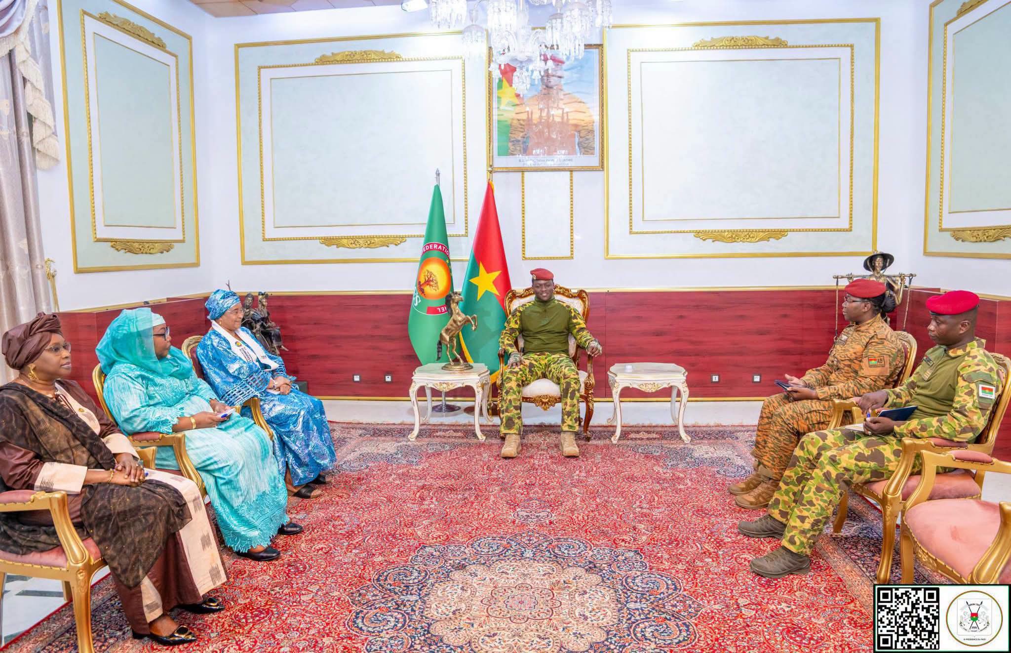 AUDIENCE DU PRÉSIDENT DU FASO ‎Confédération AES : Le Capitaine Ibrahim TRAORÉ réaffirme son soutien aux initiatives humanitaires et de promotion du genre