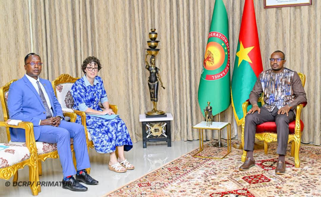Coopération Burkina Faso–Canada : le Premier ministre reçoit l’ambassadrice du Canada en fin de mission